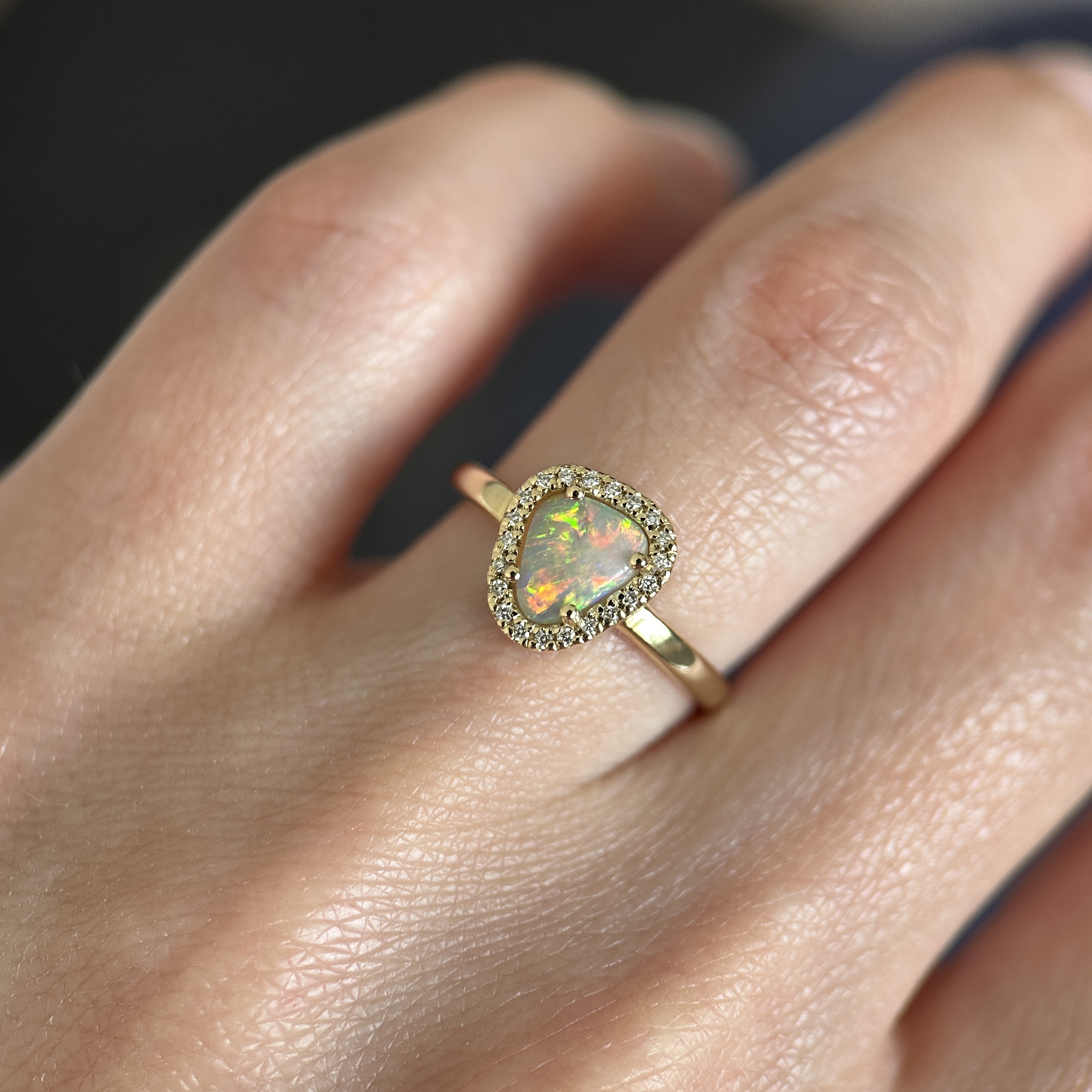 14K Yellow gold ring with Australian Opal and Diamonds SZ 5.5 - Image 3