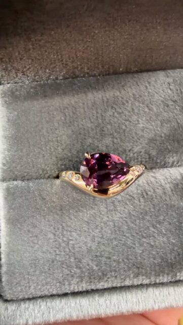 Orchid purple spinel and diamond Caia ring {NFS}