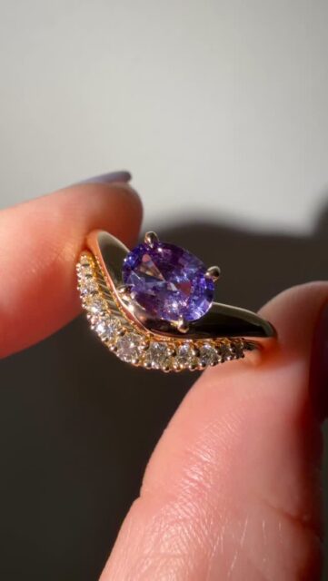 Color change sapphire Caia ring and diamond band set for Joy 💜