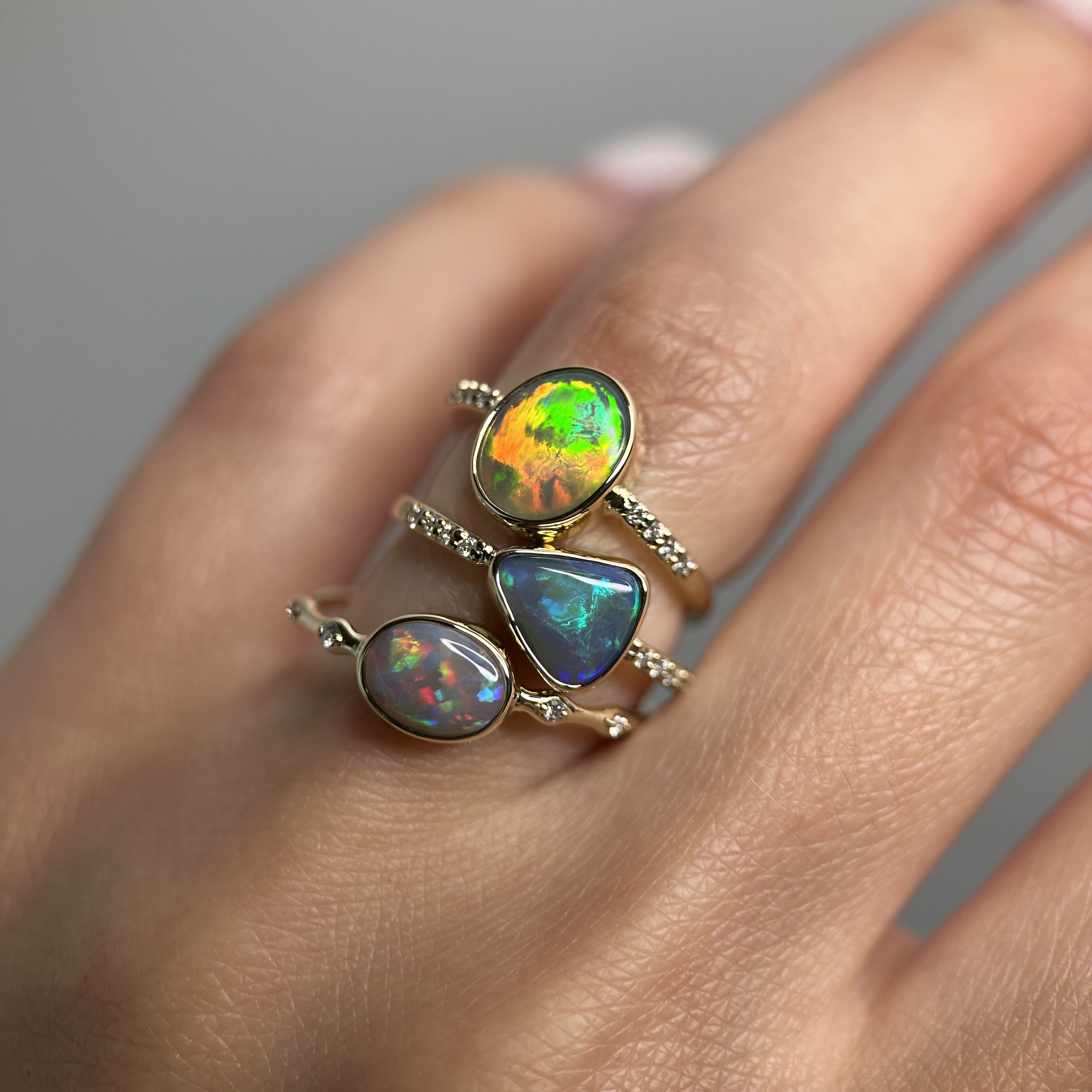 14K Yellow gold ring with Australian Dark Opal and Diamonds SZ 8.5 - Image 8