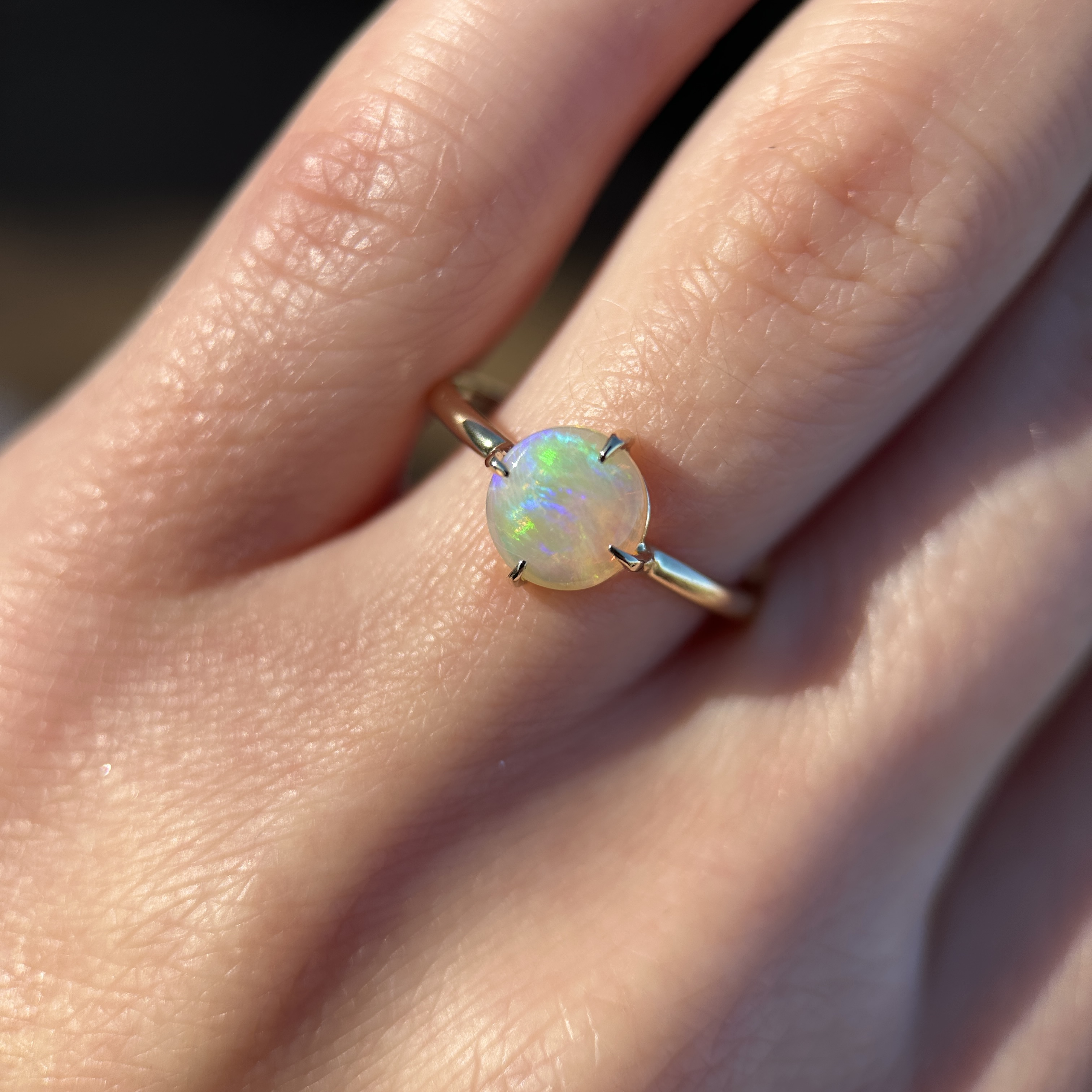 14K Yellow gold ring with Australian Crystal Opal SZ 8.25 - Image 4