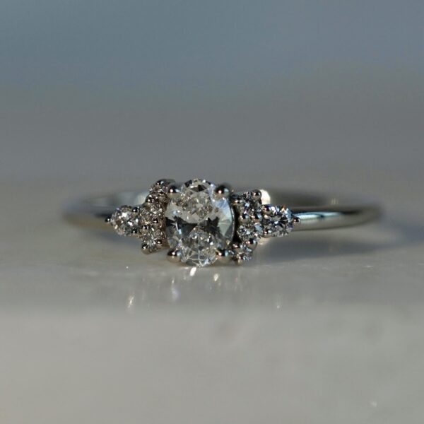 14K White gold Diamond Dew Ring SZ 7