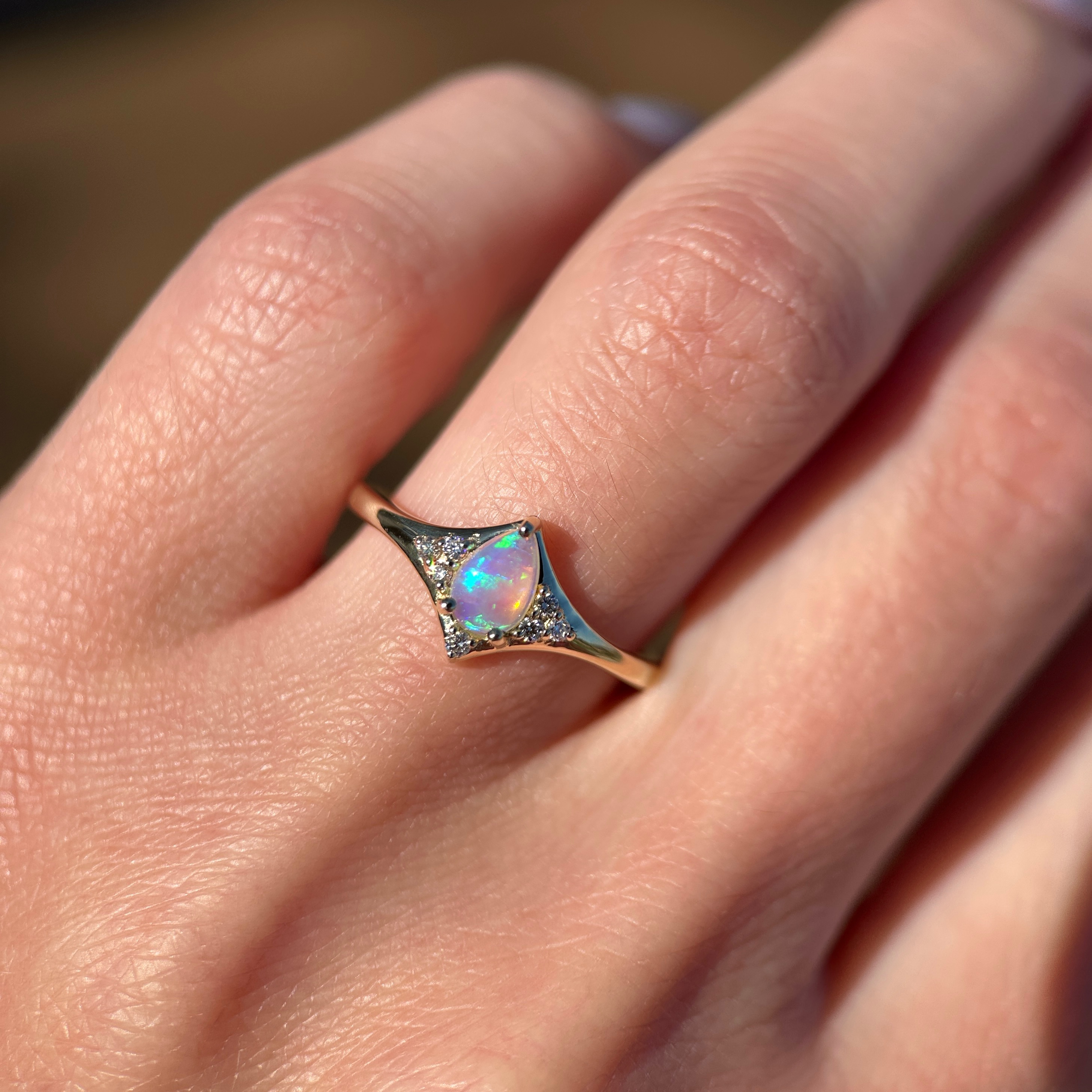14K Yellow Gold Aurora ring with Australian Crystal Opal & Diamonds - Image 4
