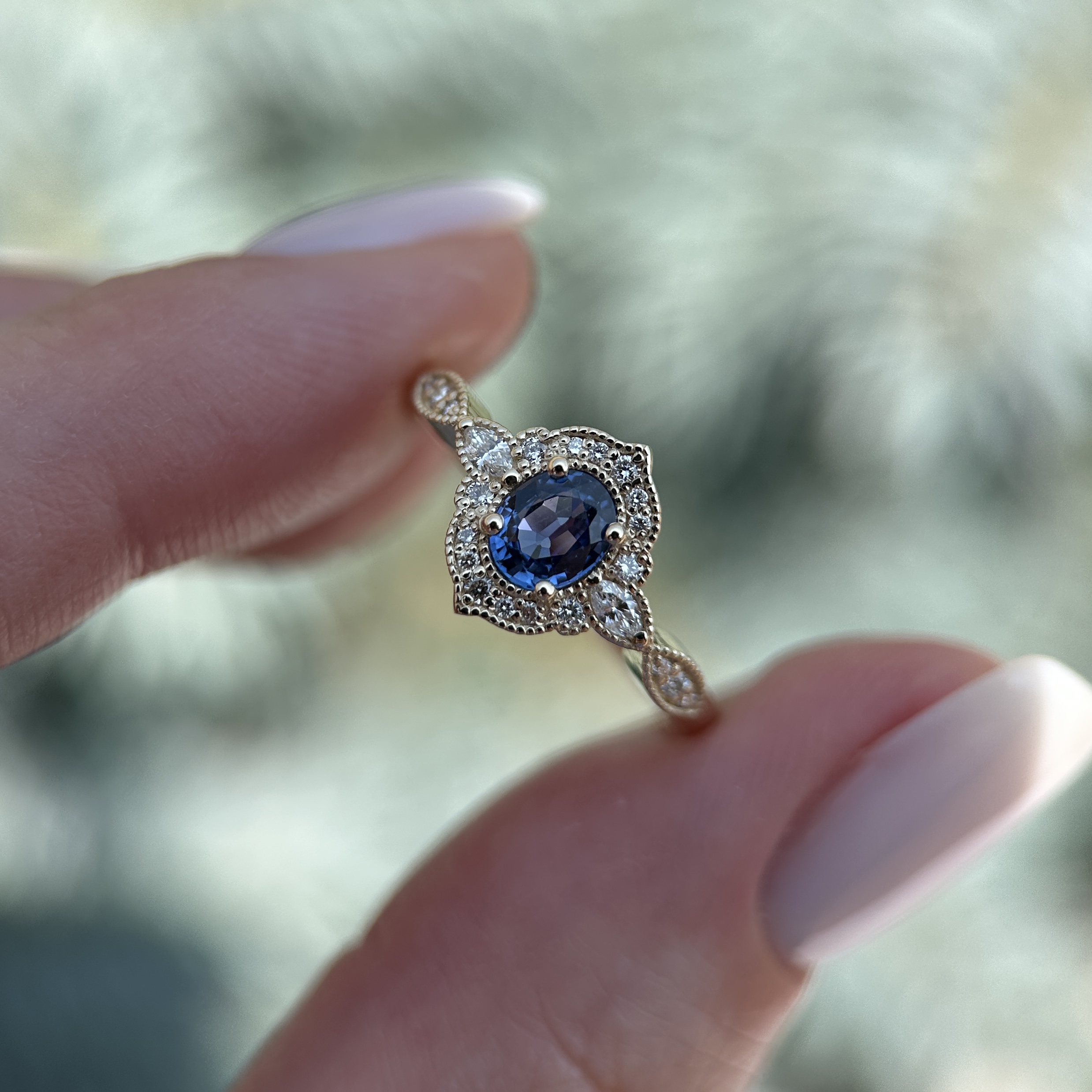 14K Yellow gold Aveline ring with Blue sapphire and Diamonds SZ 7 - Image 9