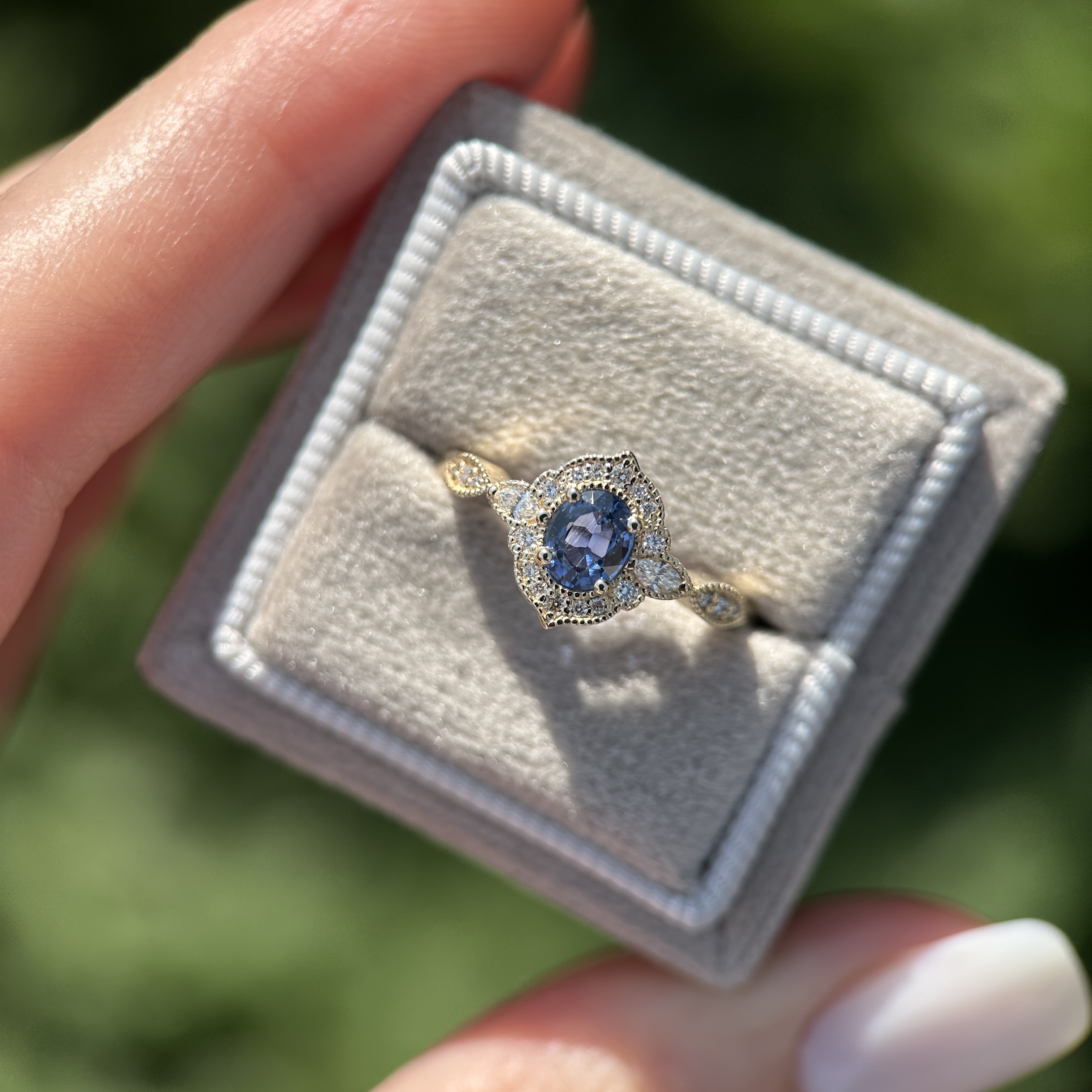 14K Yellow gold Aveline ring with Blue sapphire and Diamonds SZ 7 - Image 17