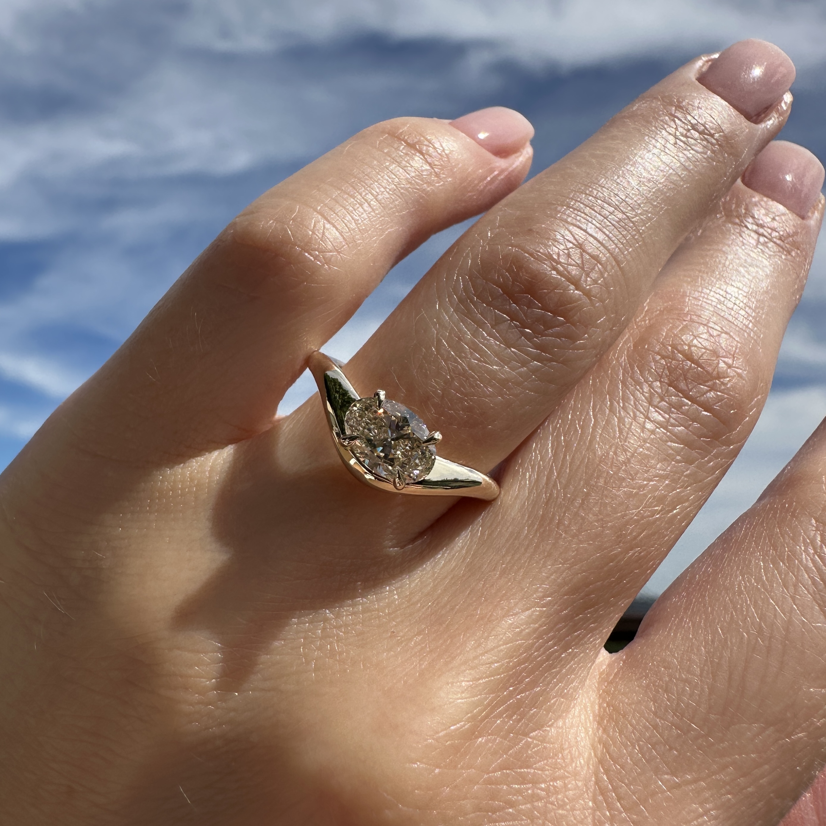 14K Yellow Gold Caia ring with Champagne Diamond SZ 7 - Image 5