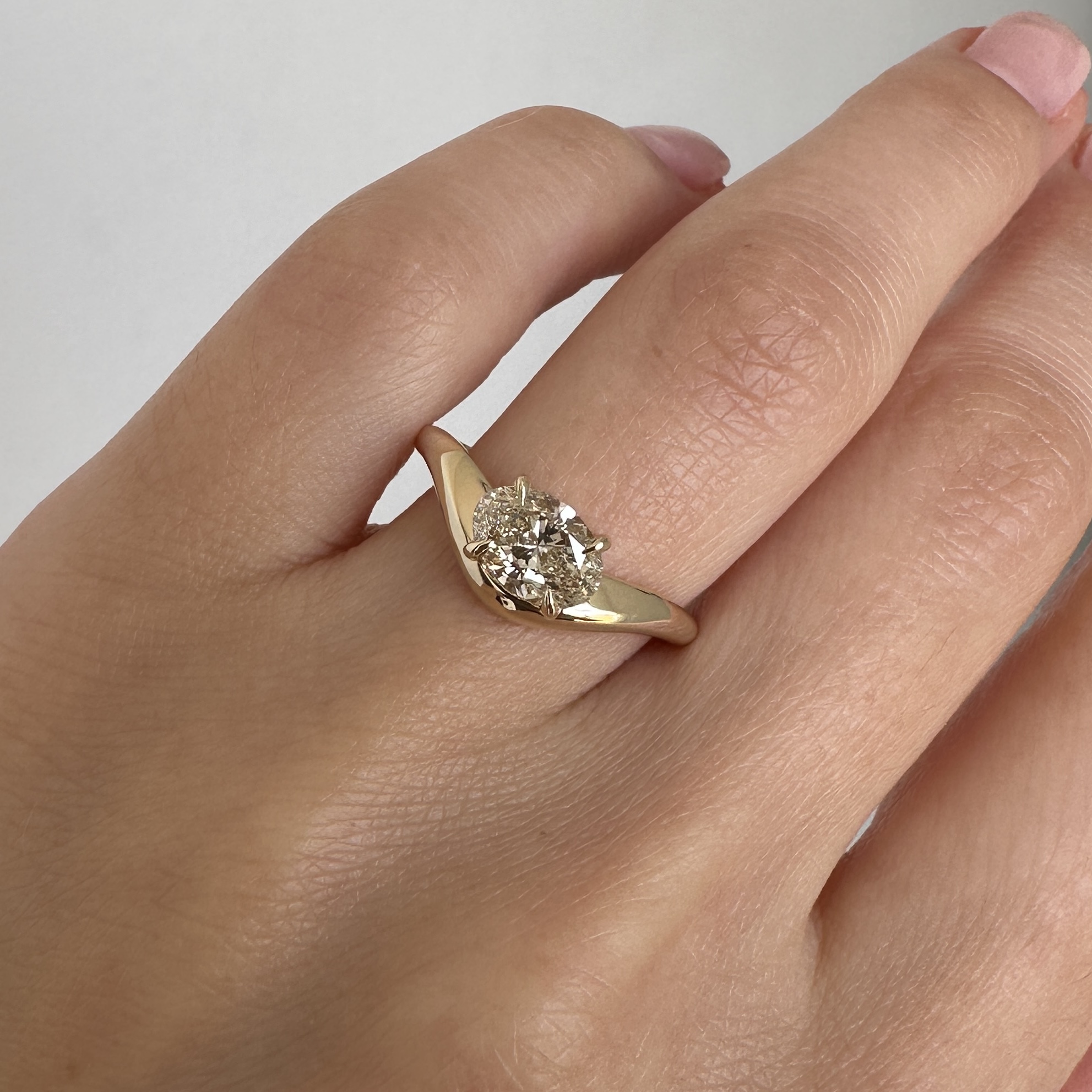 14K Yellow Gold Caia ring with Champagne Diamond SZ 7 - Image 10