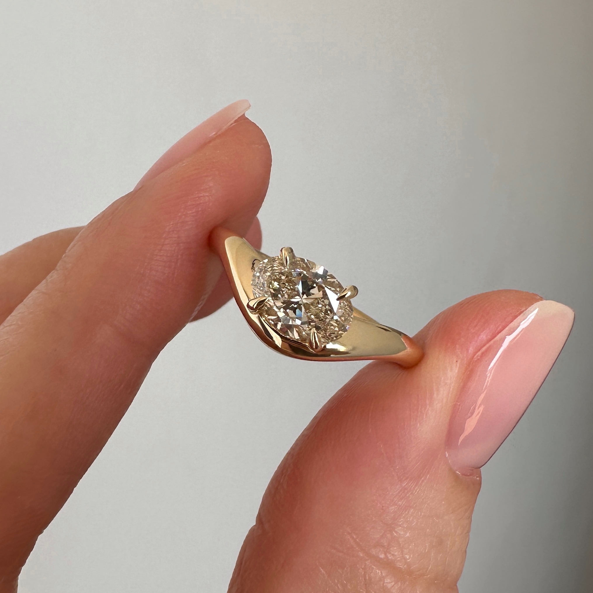 14K Yellow Gold Caia ring with Champagne Diamond SZ 7 - Image 11