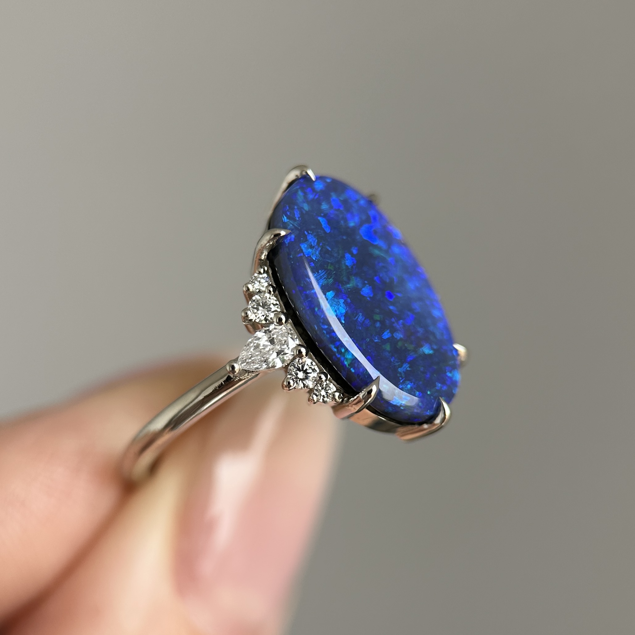 14K White gold ring with Australian Black Opal and Diamonds SZ 7 - Image 8
