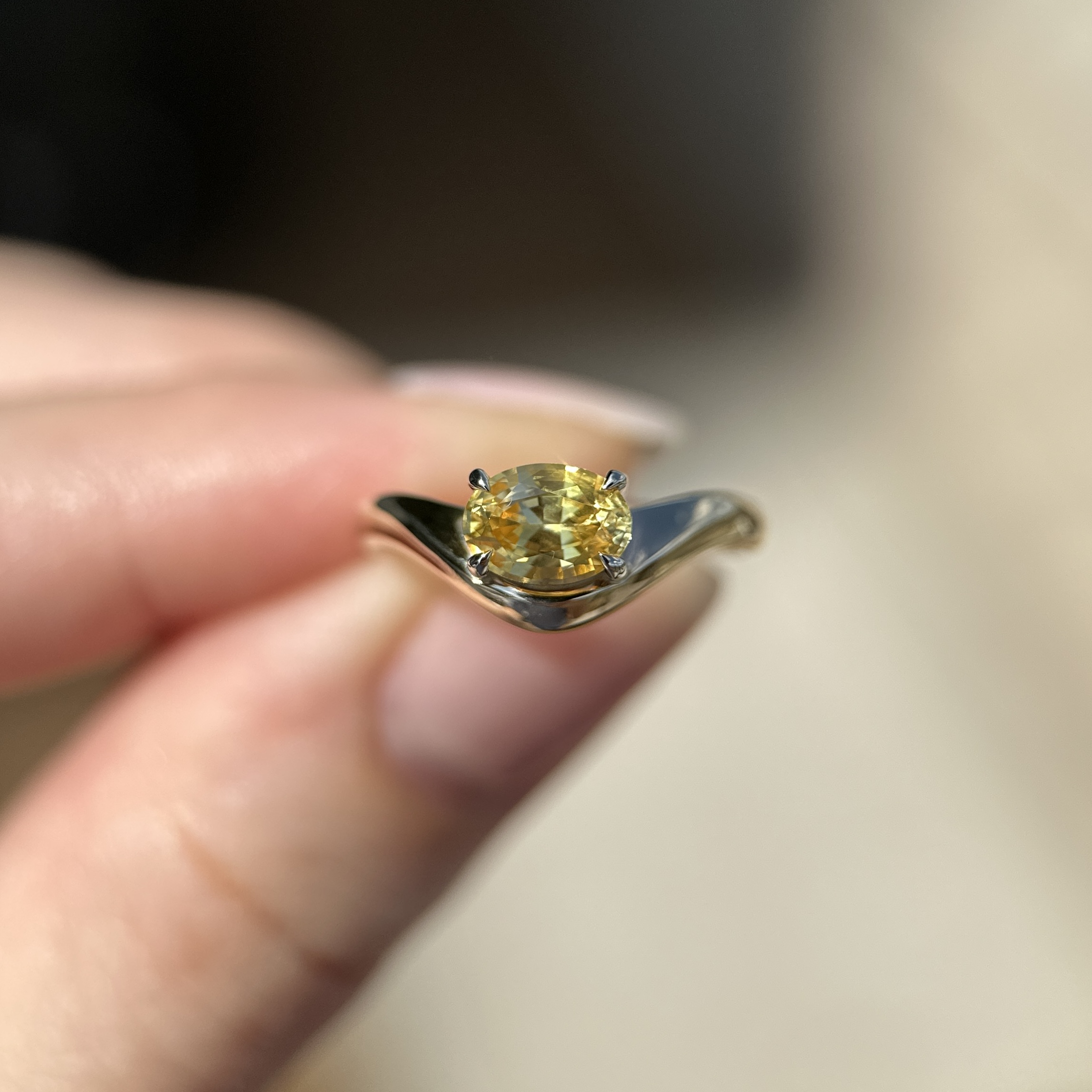 14K Yellow and White Gold Caia ring with Yellow Sapphire SZ 5 - Image 11