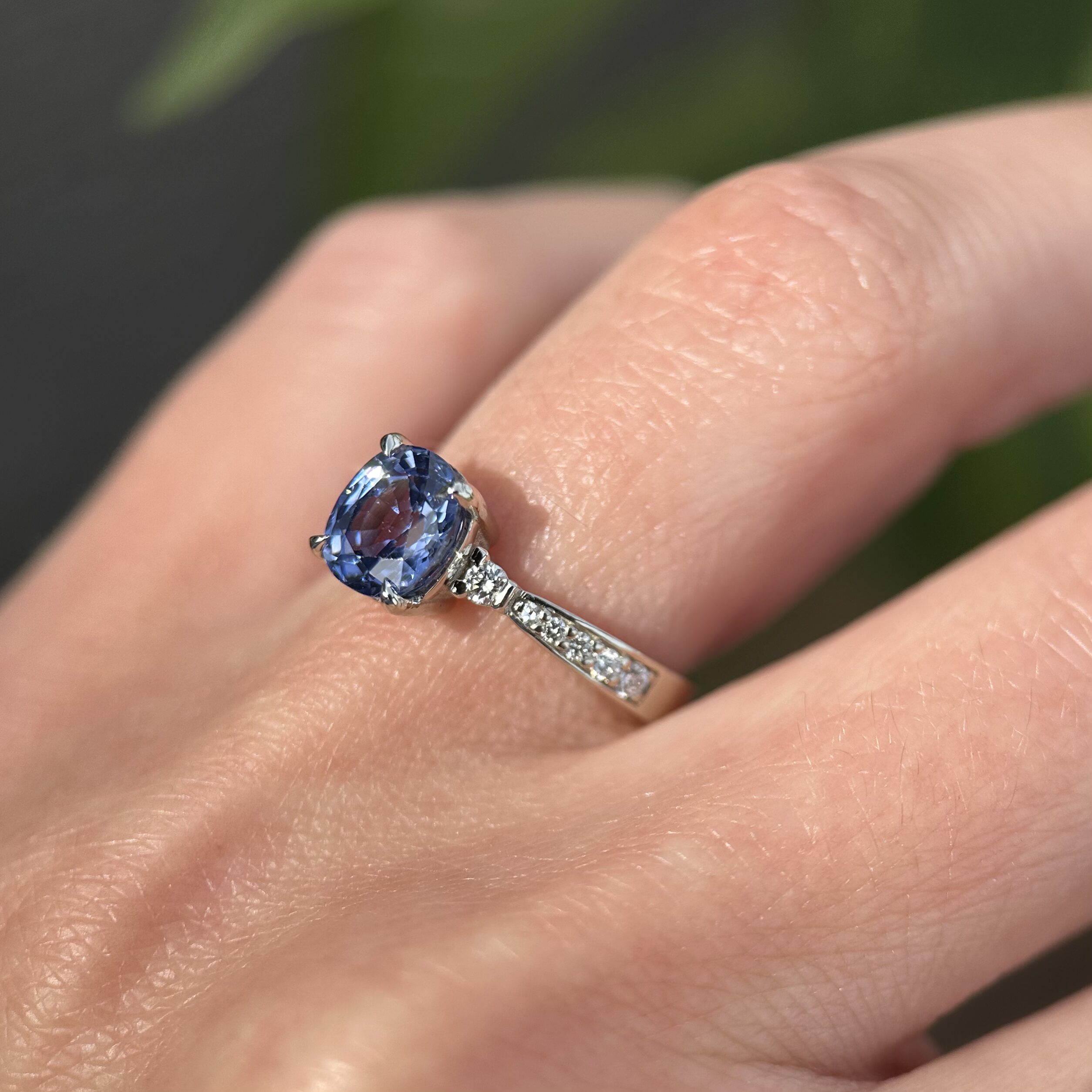 14K White Gold Aria ring with Blue Sapphire & Diamonds SZ 5 - Image 7