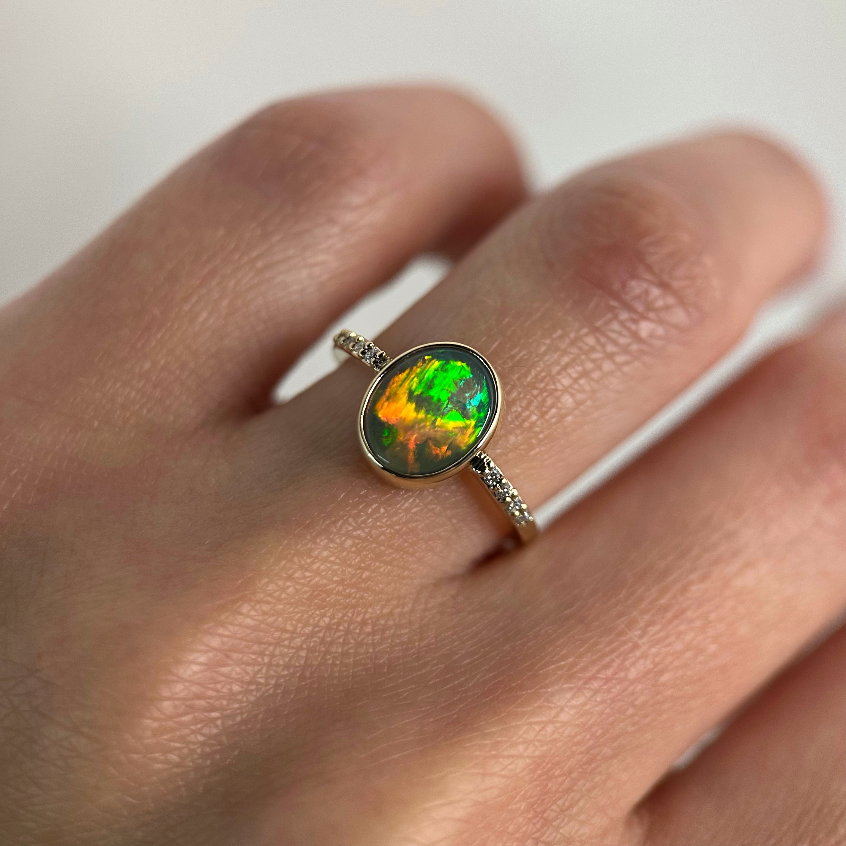 14K Yellow gold ring with Australian Crystal Opal and Diamonds SZ 5.25 - Image 7