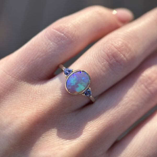 14K Yellow gold ring with Australian Crystal Opal and Tanzanites SZ 7