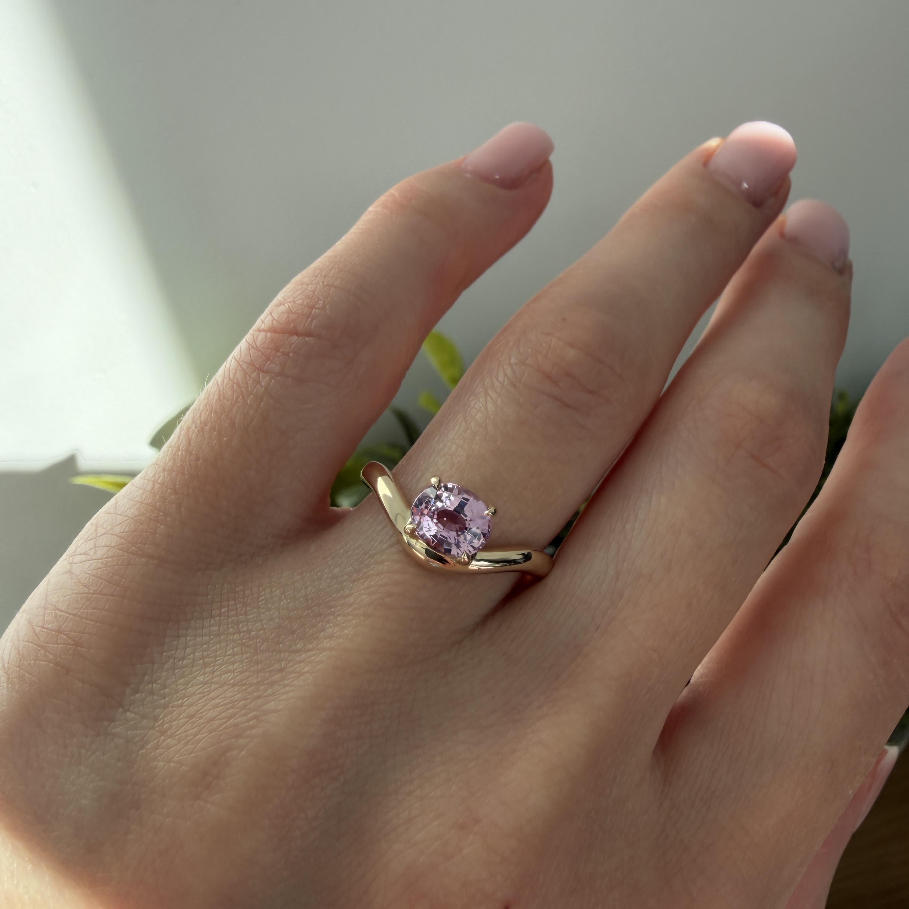 Custom-made 14K Yellow Gold Caia Mini ring with Sapphire - Image 11